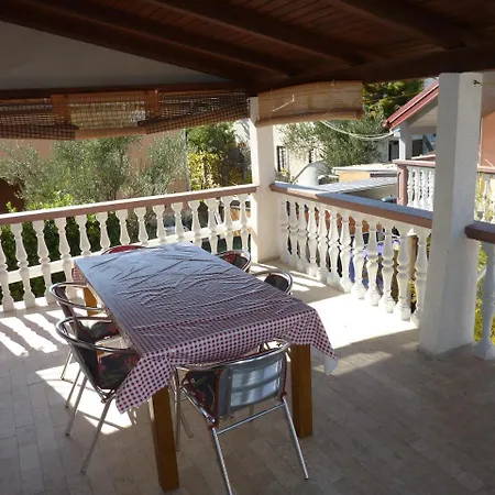 Daire Queen - Private Pool - Sabunike Iii